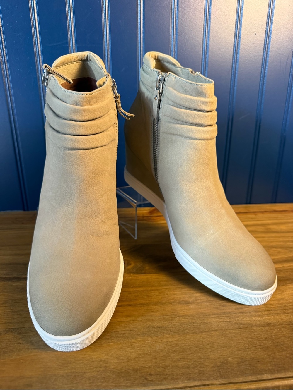 Paolo Frieda-L Gray Leather Wedge Sneaker Booties Size 10